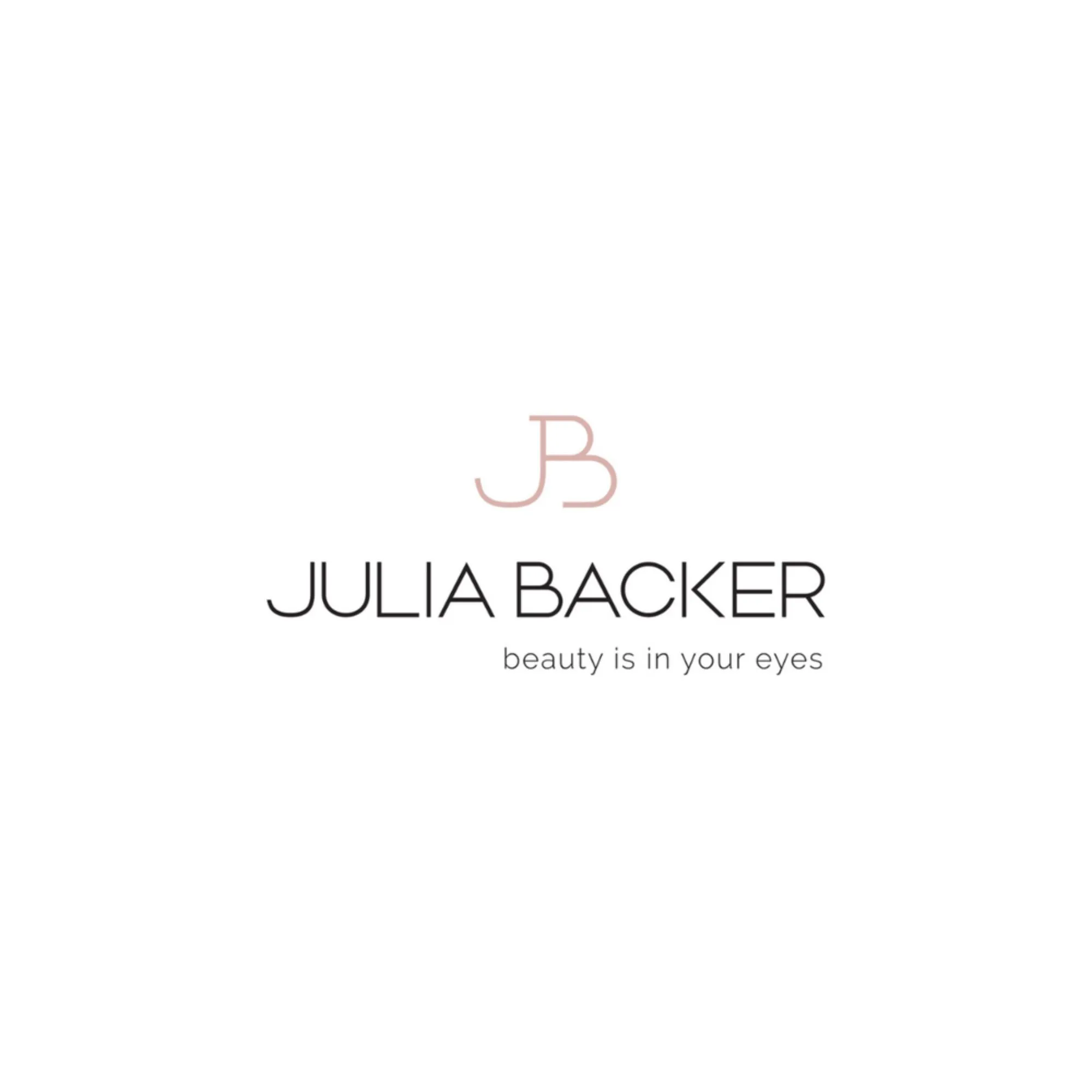  JULIA BACKER